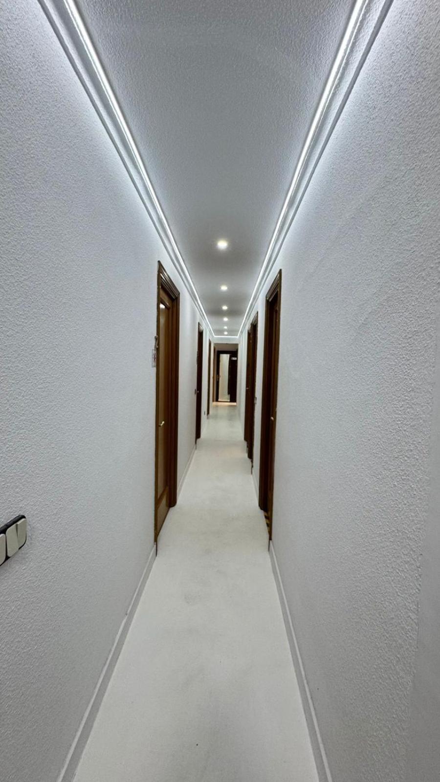 Hostel Puerta Del Angel มาดริด ภายนอก รูปภาพ